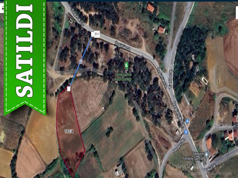 Arnavutköy Yeniköyde Satılık Arsa , 530 M2 Yolu Var Hisseli 