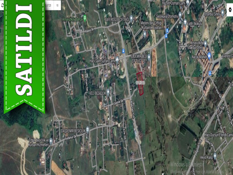 Arnavutköy Tayakadın Satılık Arsa , 178 m2 Yolu Var Evlerin Yakını 