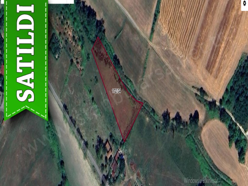 Arnavutköy Tayakadın Satılık Arsa , 695 M2 Hisseli Caddeye Yakın 