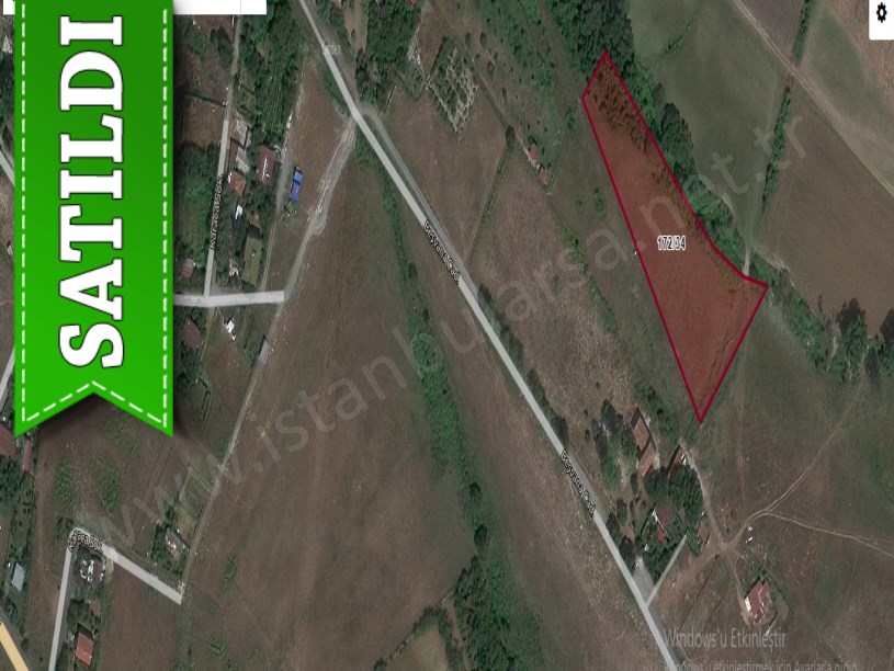 Arnavutköy Tayakadın Satılık Arsa , 695 M2 Hisseli Caddeye Yakın 
