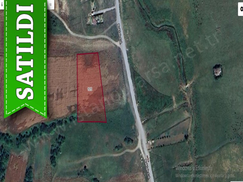 Arnavutköy Haraççıda Satılık Arsa , 386 M2 Hisseli Caddeye Yakın