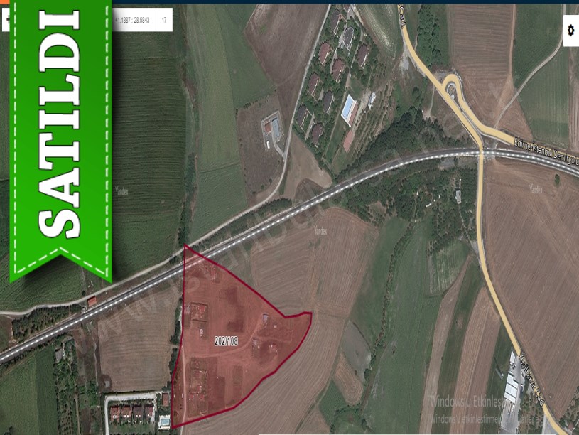 Arnavutköy Yeşilbayırda Satılık Arsa , 250 M2 Evlerin Yakını  Yolu Var