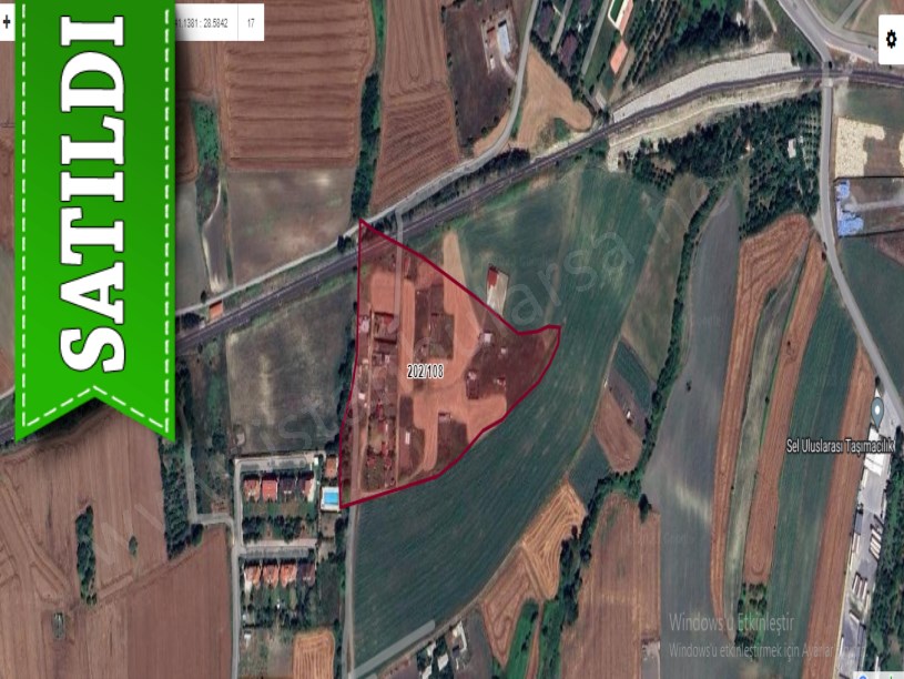 Arnavutköy Yeşilbayırda Satılık Arsa , 250 M2 Evlerin Yakını  Yolu Var
