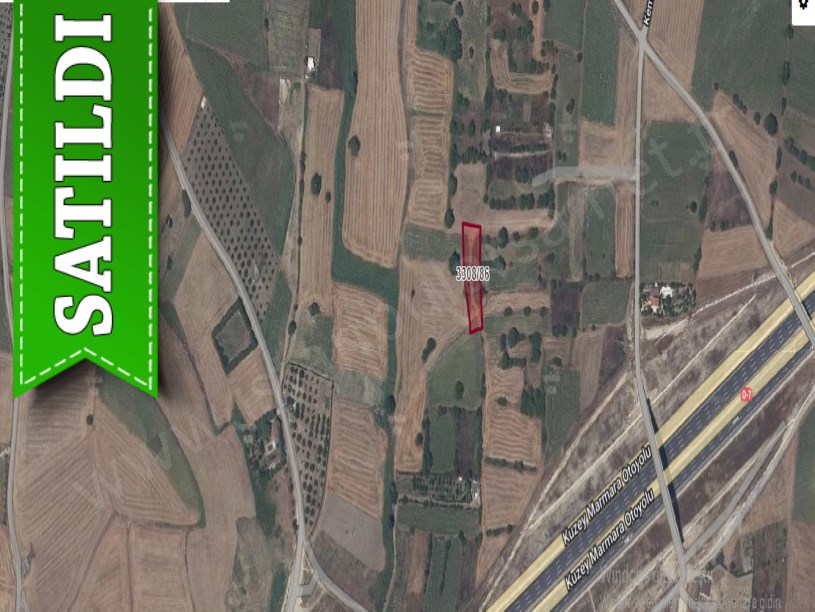 Silivri Fenerköyde Satılık Tarla , 1,718 m2 Tek Tapu Yolu Var