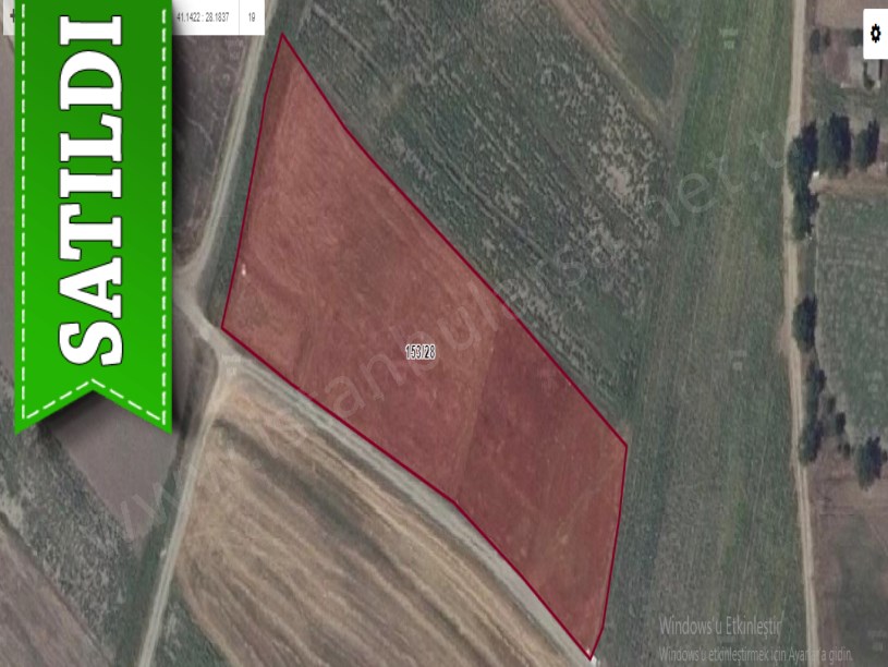 Silivri Seymende Satılık Arsa , 749 M2 Resmi Yola Cephe Çevrili 