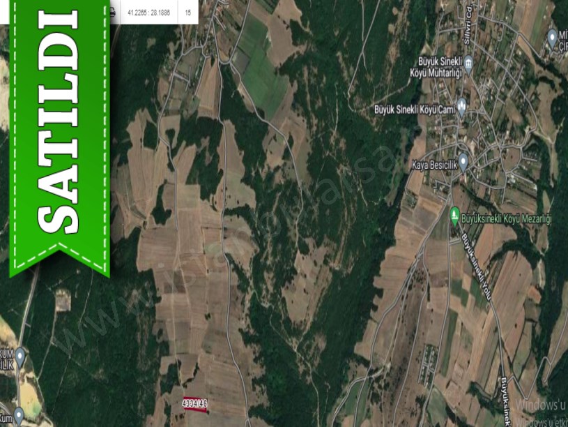 Silivri BüyükSineklide Satılık Arsa , 450 m2 Çaplı Resmi Yolu Var