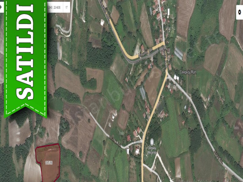 Çatalca Celepköyde Satılık Arsa , 467 M2 Çevrili Evlerin Yakını Yolu Var