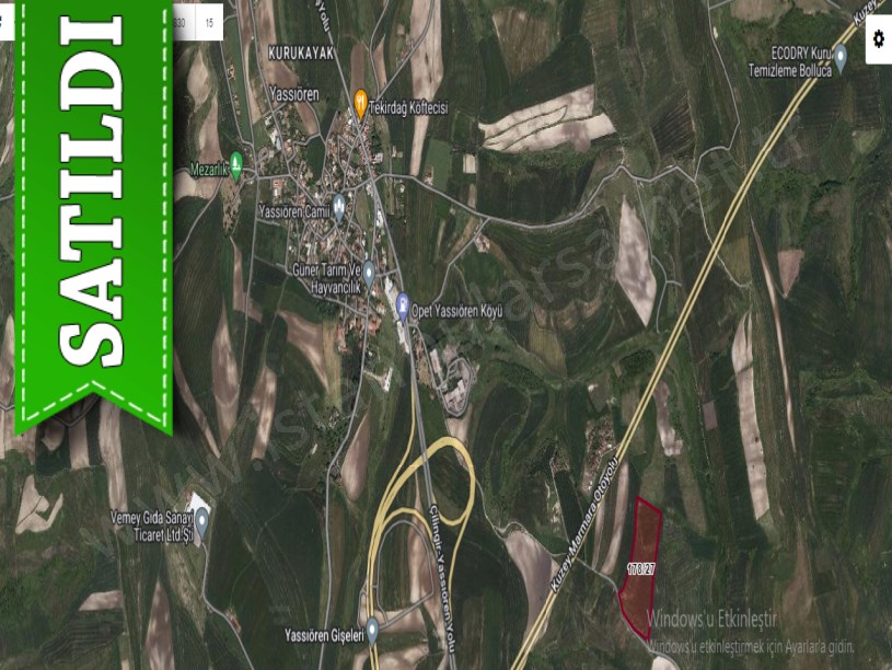 Arnavutköy Yassıörende Satılık Arsa , 253 M2 Yolu Var İmarlı Hisseli