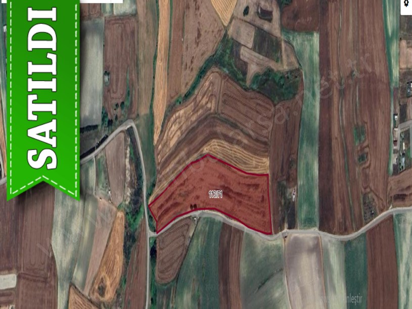 Arnavutköy Hacımaşlıda Satılık Arsa , 500 M2 Yolu Var Çaplı 