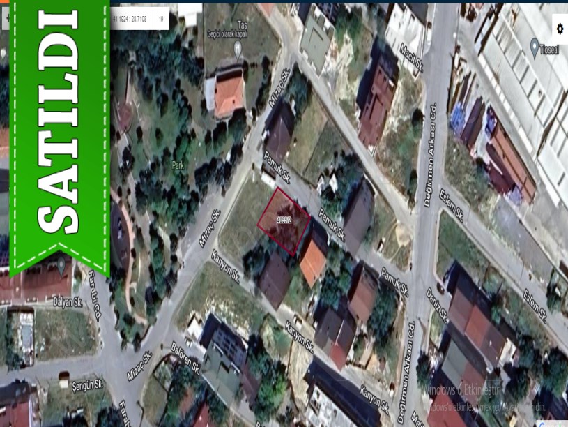 Arnavutköy Taşolukta Satılık Arsa , 150 m2 Merkezde Hisseli