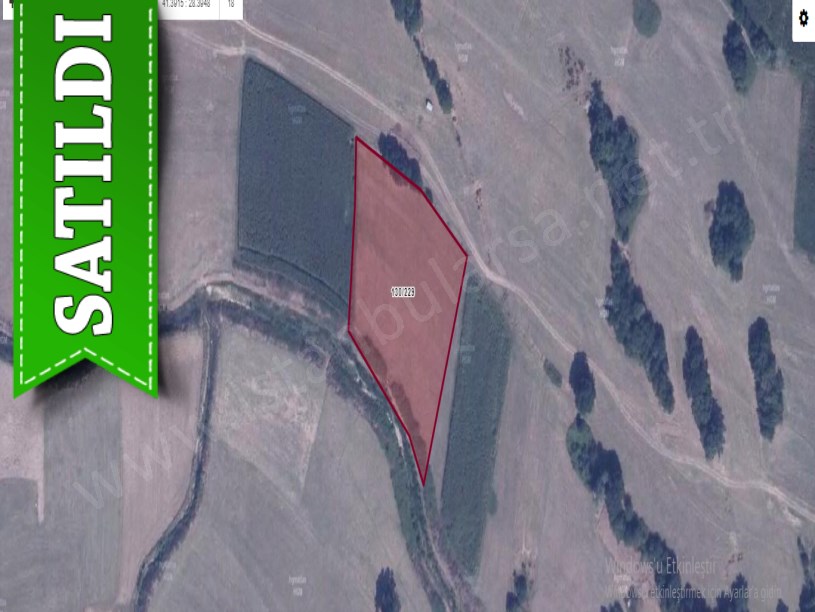 Çatalca Karacaköyde Satılık Arsa , 6,747 M2 Yolu Var Hisseli