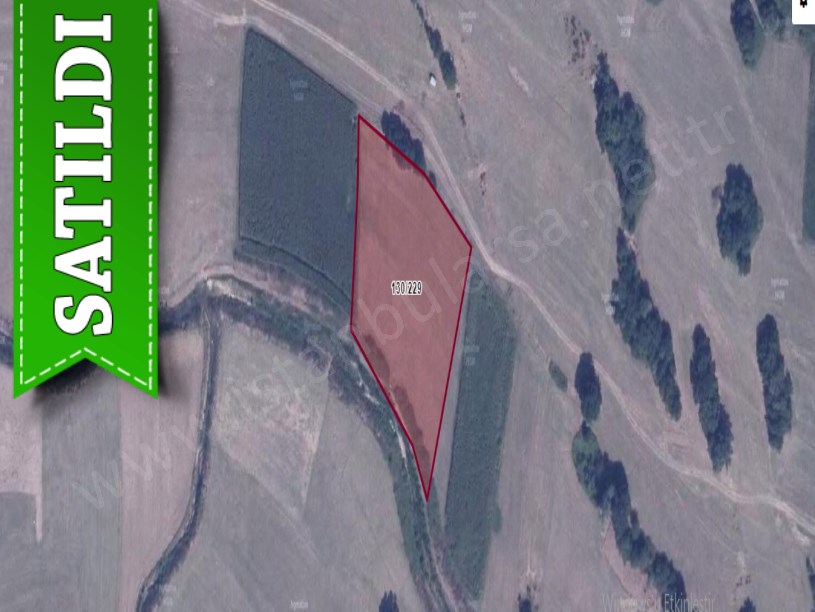 Çatalca Karacaköyde Satılık Arsa , 6,747 M2 Yolu Var Hisseli