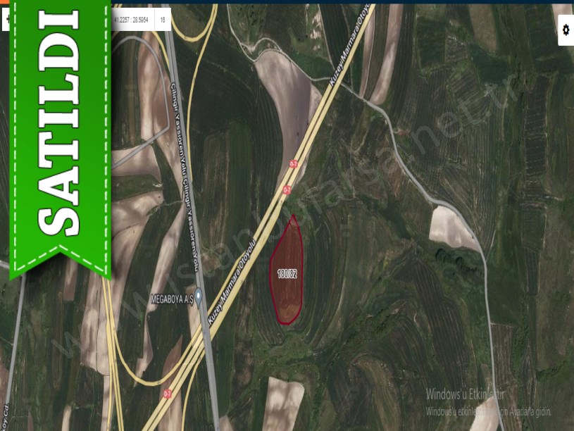 Arnavutköy Yassıörende Satılık Arsa , 773 M2 Otobana Cephe Hisseli 