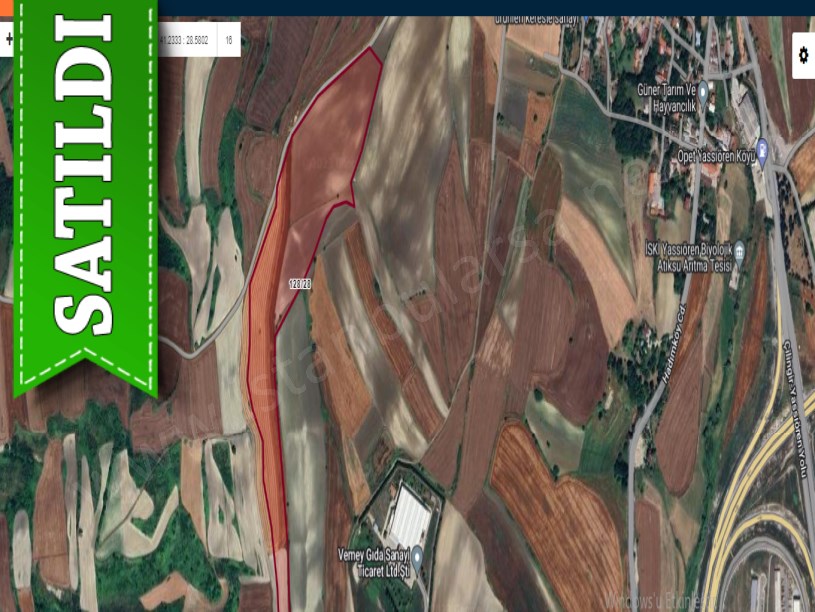 Arnavutköy Yassıörende Satılık Arsa , 321 m2 Yolu Var Hisseli 