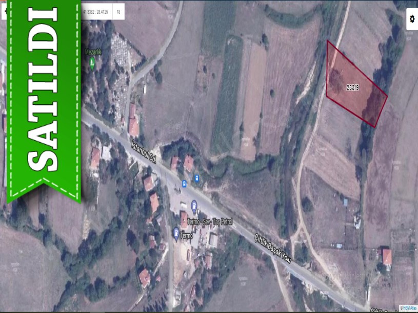 Çatalca Çiftlikköyde Satılık Arsa , 621 M2 Evlerin Yakını Yolu Var