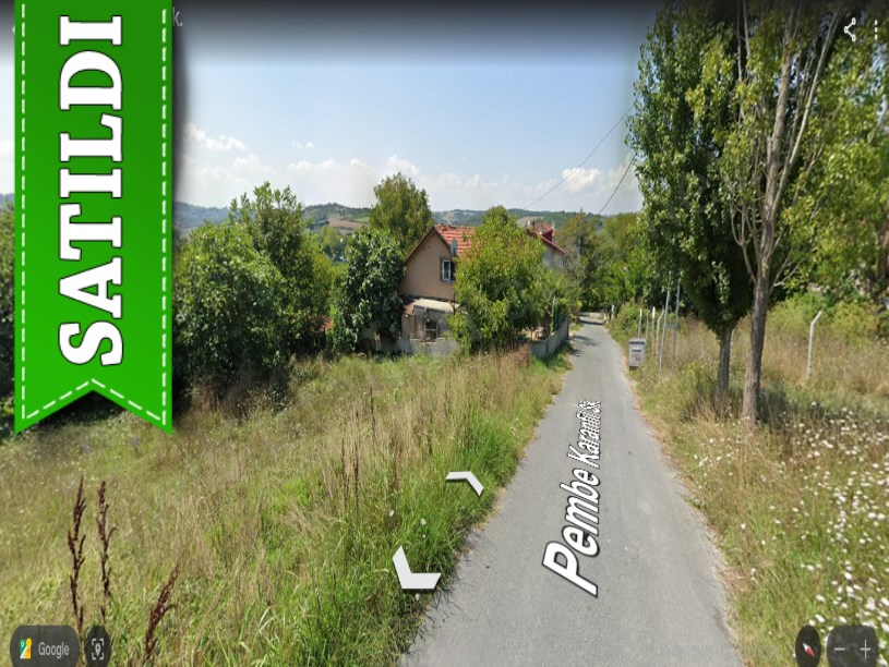 Arnavutköy Yeniköyde Satılık Arsa , 252 M2 Müstakil Arsa Merkezde