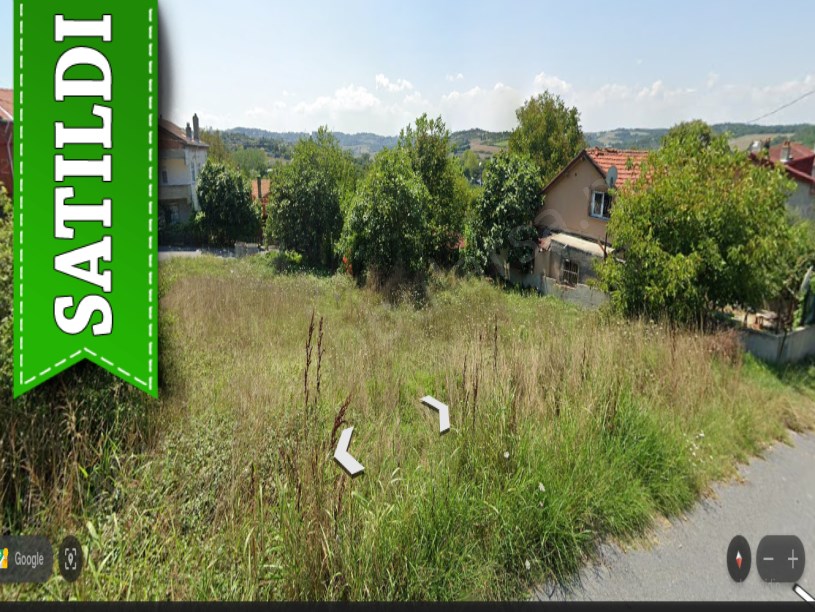 Arnavutköy Yeniköyde Satılık Arsa , 252 M2 Müstakil Arsa Merkezde