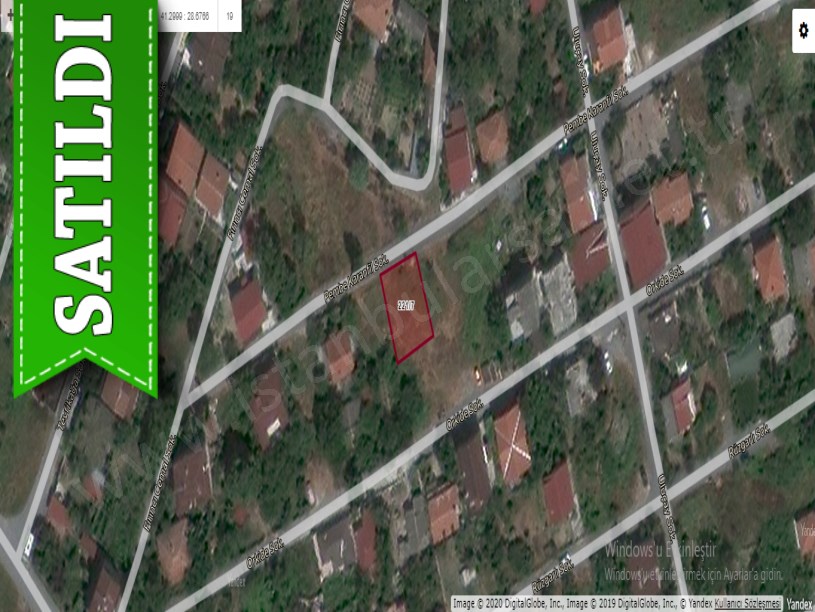 Arnavutköy Yeniköyde Satılık Arsa , 252 M2 Müstakil Arsa Merkezde