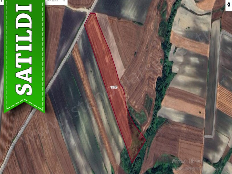 Çatalca Nakkaşta  Satılık Arsa , 822 M2 Yolu Var Hisseli 