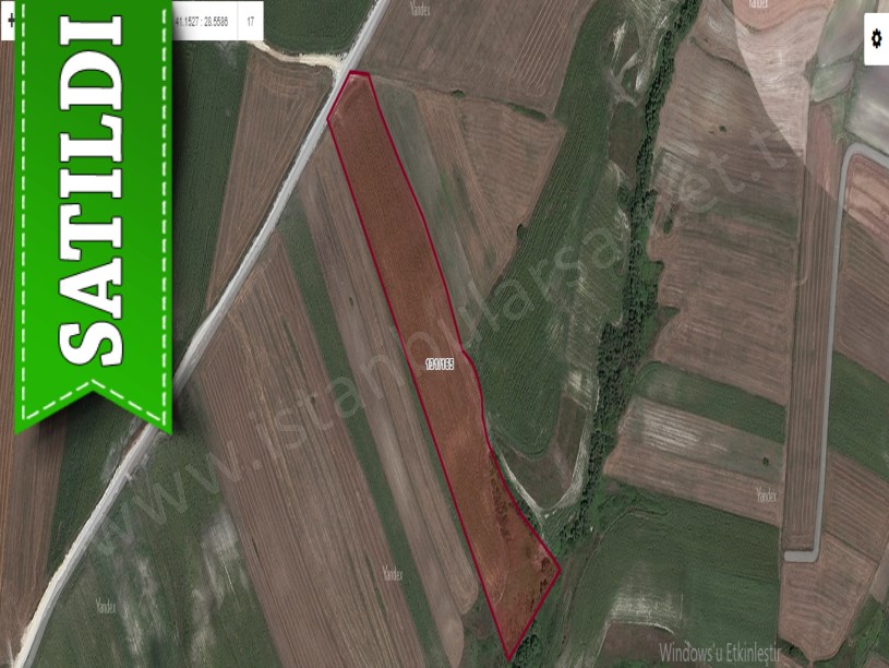 Çatalca Nakkaşta  Satılık Arsa , 822 M2 Yolu Var Hisseli 