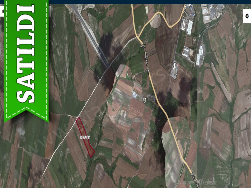 Çatalca Nakkaşta  Satılık Arsa , 822 M2 Yolu Var Hisseli 