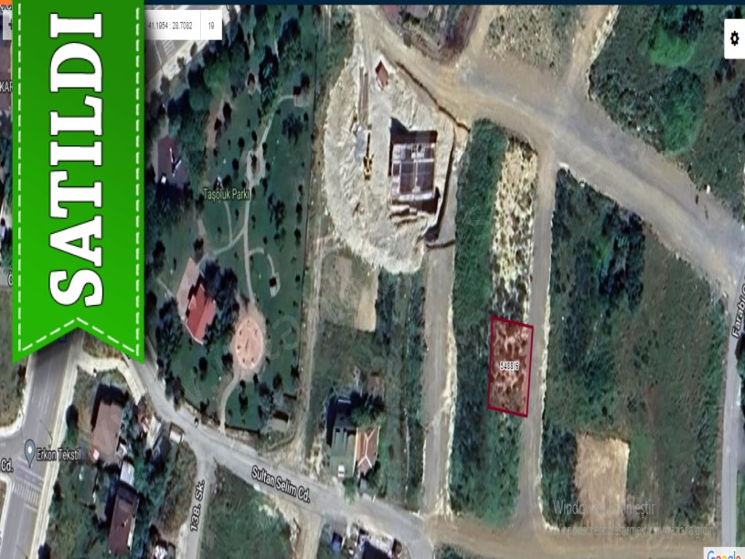 Arnavutköy Taşolukta Satılık Arsa , 330 m2 Müstakil İmarlı Yolu Var