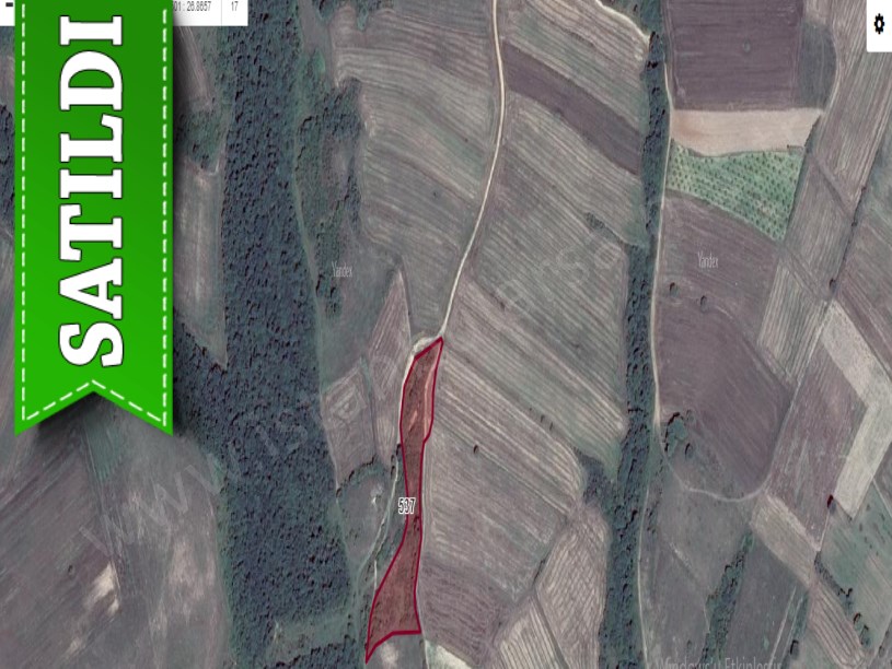 Edirne  Uzunköprü Sazlımalkoç Köyünde Satılık Arsa , 550 M2 Yolu Var Hisseli 