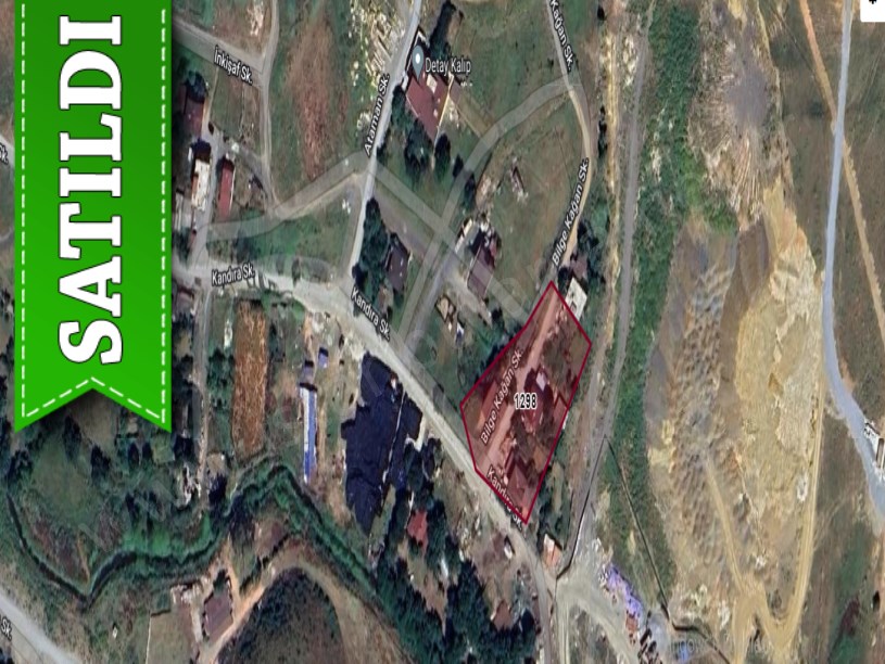 Arnavutköy Haraççıda Satılık Arsa ,  155 M2 Evlerin Yakını Yolu Var
