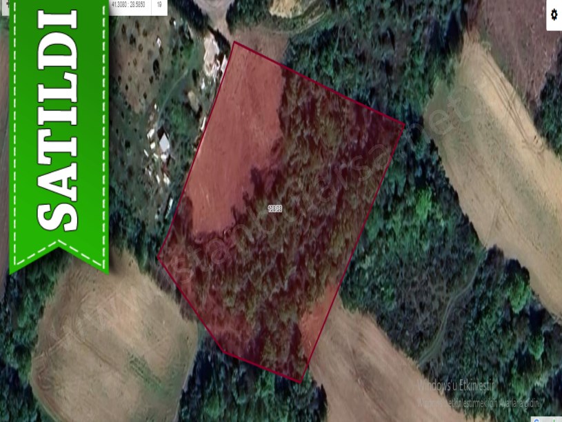 Arnavutköy Balabanda Satılık Arsa , 128 M2 Yolu Var Göle Yakın