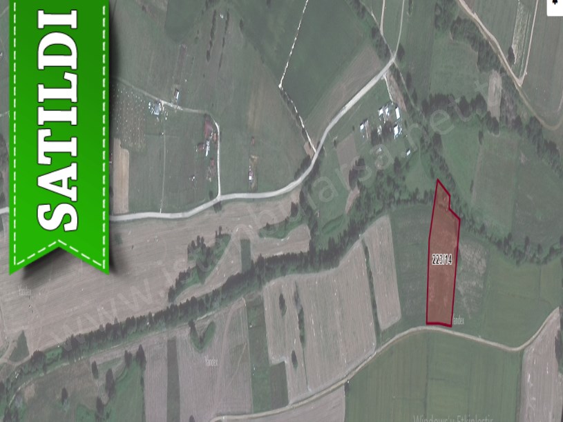 Çatalca Çiftlikköyde Satılık Arsa , 225 M2 Çaplı Yolu Var