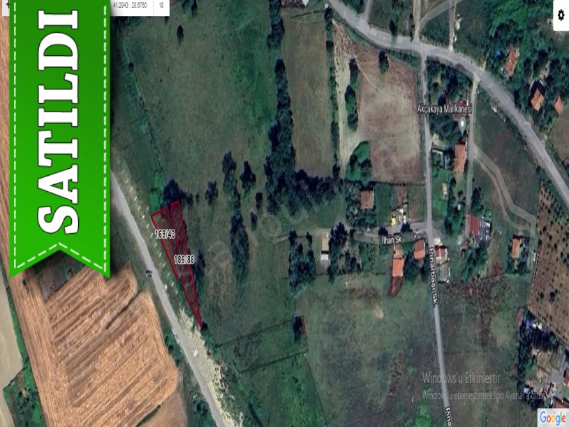 Arnavutköy Tayakadın Satılık Arsa , 354 M2 Yolu Var Merkezde
