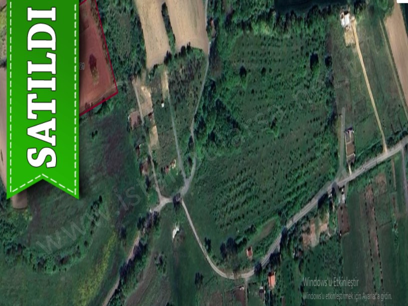 Arnavutköy Balabanda Satılık Arsa , 360 M2 Yolu Var Hisseli