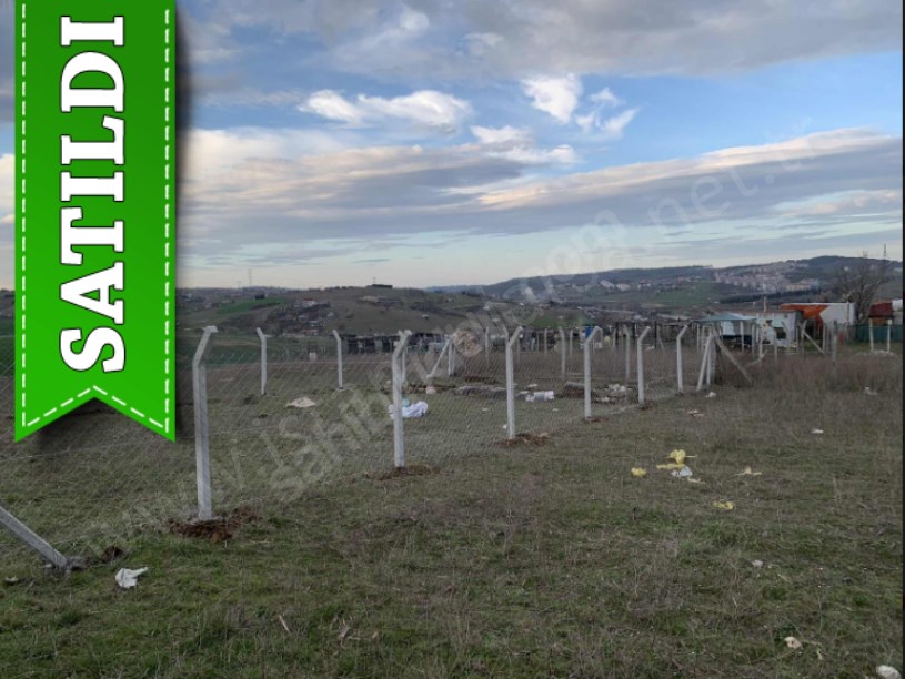 Arnavutköy Çilingirde Satılık Arsa , 274 M2 Çevrili  İmarlı