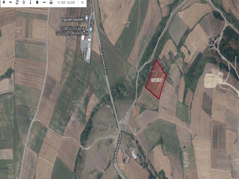Silivri Fenerköyde Satılık Arsa , 244 m2 Çaplı Yolu Var 