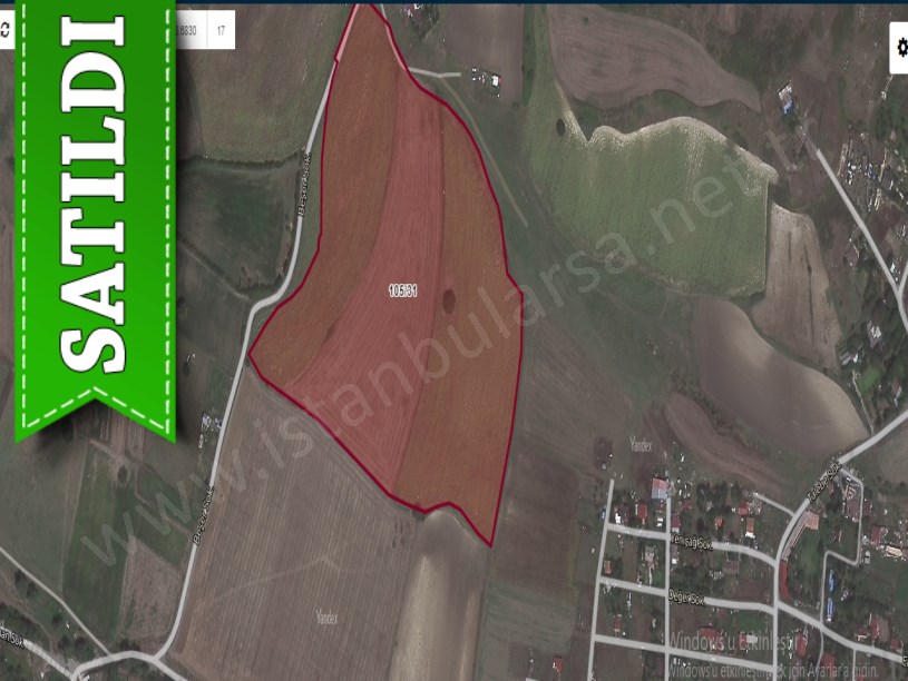 Arnavutköy Çilingirde Satılık Arsa , 248 M2 Yolu Var Evlerin Yakını