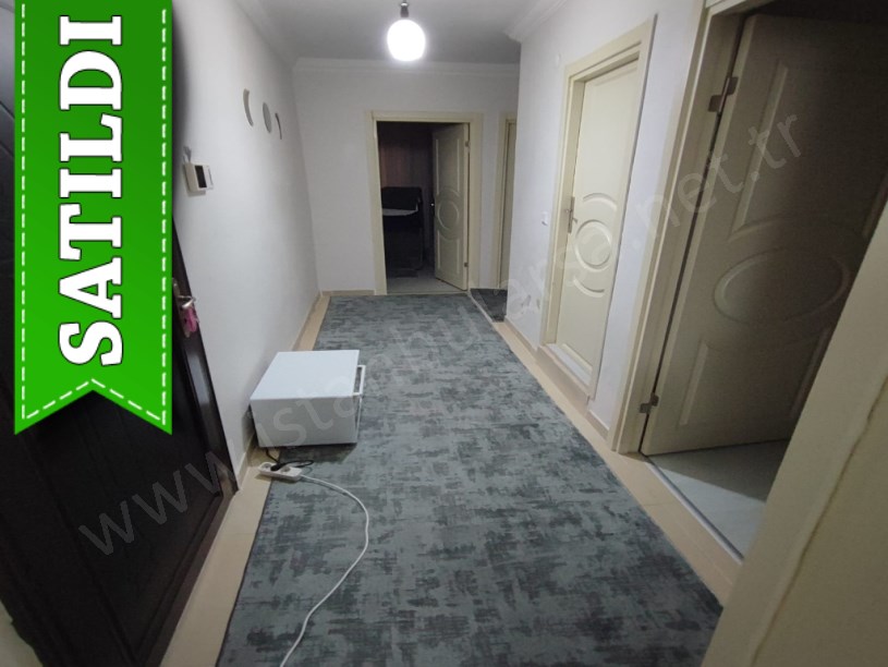 Arnavutköy Taşolukta Satılık Daire , 10 Yıllık 2+1 Ara Kat Çift Balkonlu