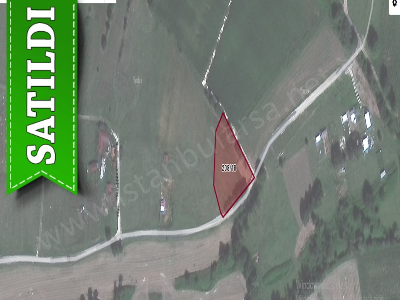Çatalca Çiftlikköyde Satılık Arsa , 310 M2 Yola Cephe Evlerin Yakını