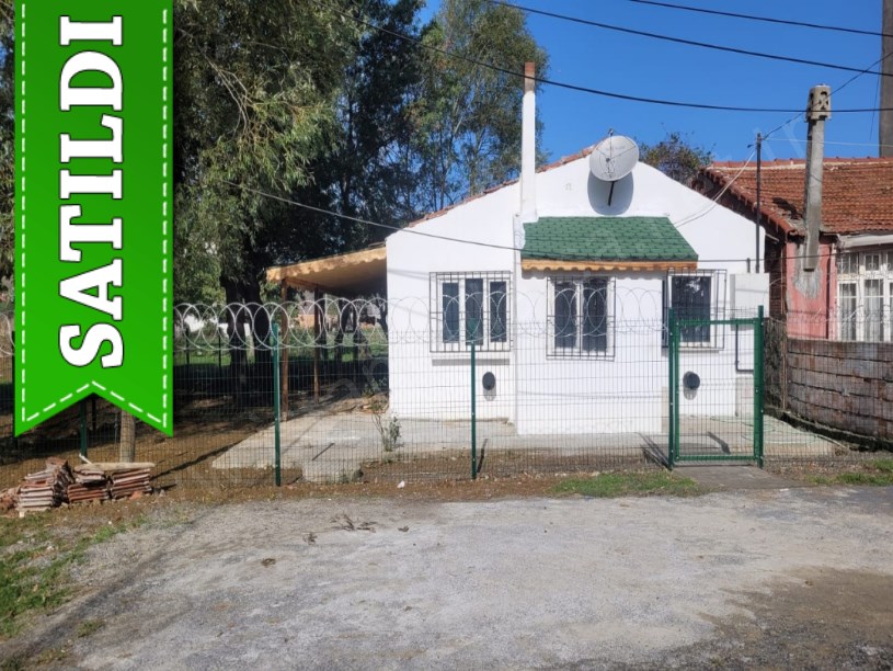 Arnavutköy İmrahor Satılık Müstakil Ev , 80 m2 Doğalgazlı Güzel Konumda