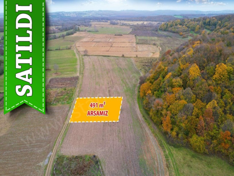 Çatalca Çiftlikköyde Satılık Arsa , 491 m2 Yolu Var Hisseli