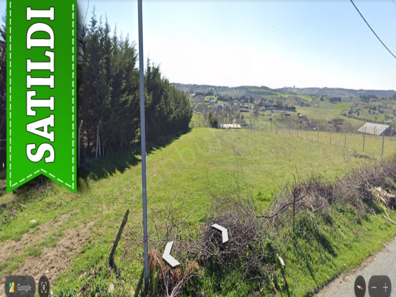 Arnavutköy Tayakadın Satılık Arsa , 570 m2 Yolu Var Merkezde