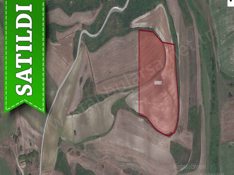 Arnavutköy Yassıörende Satılık Arsa , 335 M2 Hisseli 