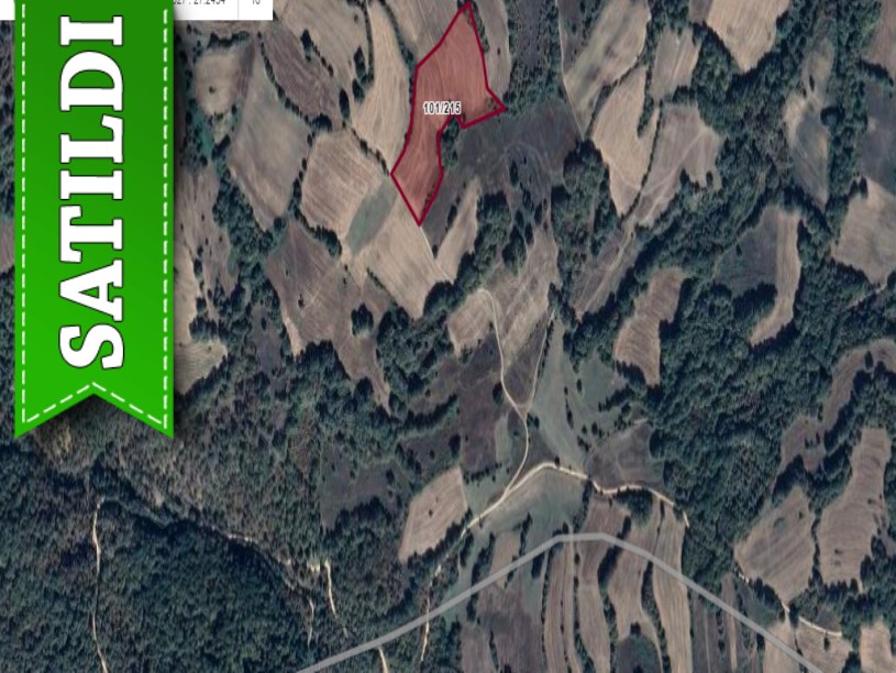 Kırklareli Kofçaz Ahmetler Köyünde Satılık Arsa , 1,482 M2 Yolu Var Hisseli 