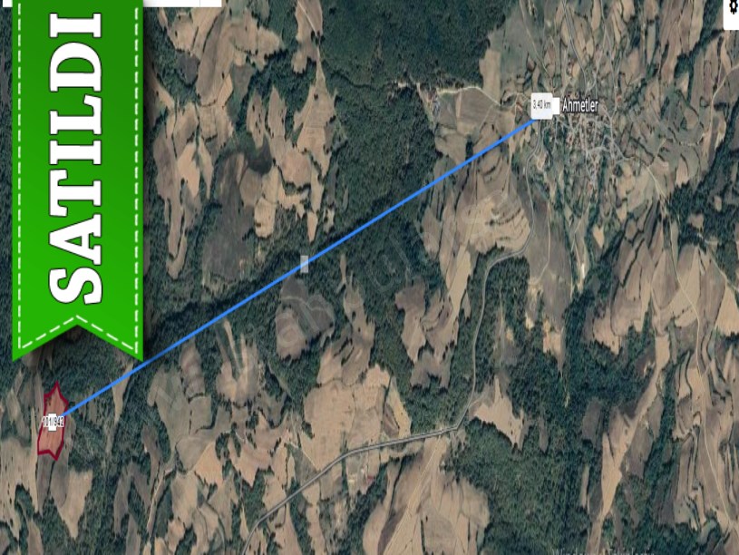 Kırklareli Kofçaz Ahmetler Köyünde Satılık Arsa ,2,568 m2 Yolu Var Hisseli