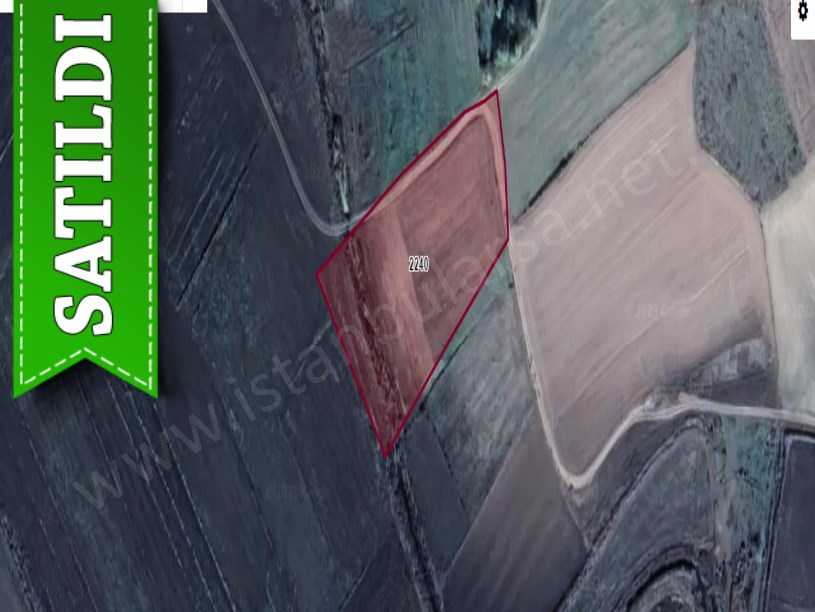 Edirne Uzunköprü Kurtbeyde Satılık Arsa , 210 m2 Yolu Var Hisseli 