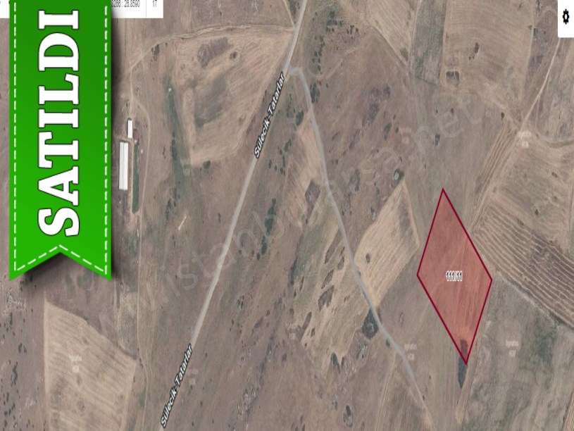 Edirne Süloğlu Sülecik Köyünde Satılık Arsa , 292 m2 Yolu Var Hisseli 