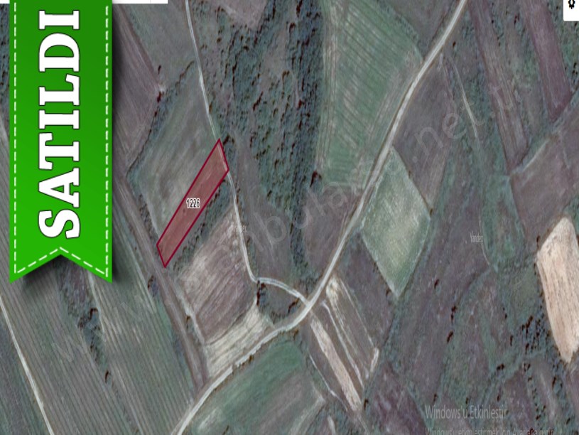 Tekirdağ Hayrabolu Hedeylide Satılık Arsa , 1,250 m2 Müstakil Yolu Var