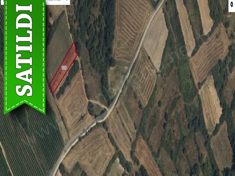 Tekirdağ Hayrabolu Hedeylide Satılık Arsa , 1,250 m2 Müstakil Yolu Var