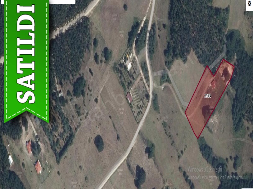 Çatalca Binkılıç Satılık Bungalov Ev , 206 m2 Arsası Etrafı Çevrili Yolu Var