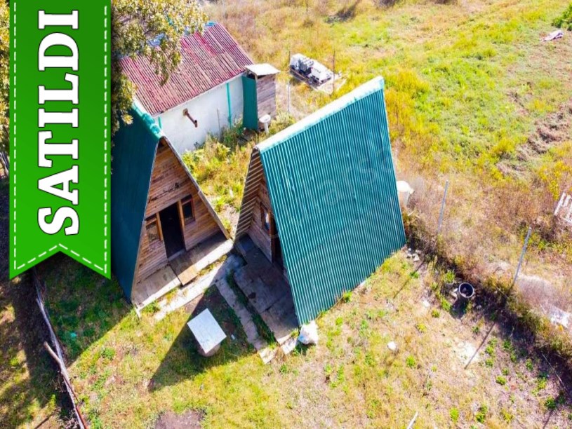 Çatalca Binkılıç Satılık Bungalov Ev , 206 m2 Arsası Etrafı Çevrili Yolu Var