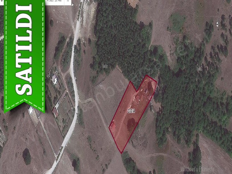 Çatalca Binkılıç Satılık Bungalov Ev , 206 m2 Arsası Etrafı Çevrili Yolu Var